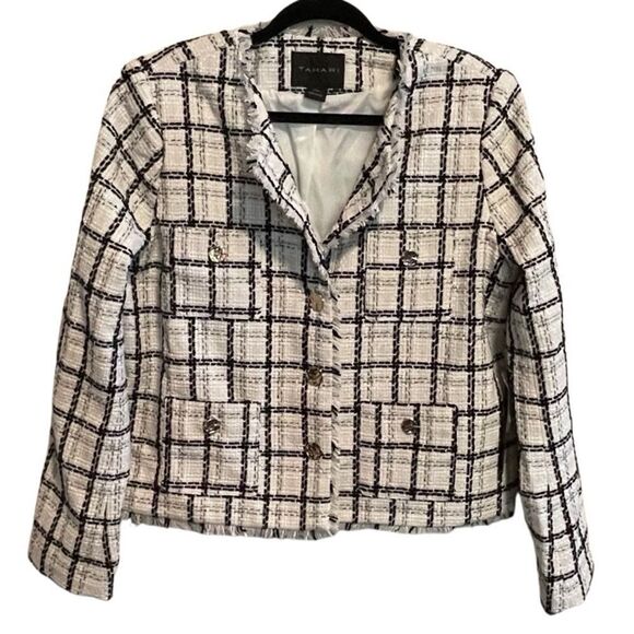 NWT- Tahari- Plaid Black White Cropped Gold Buttons Lined Tweed Jacket Blazer, L - Picture 1 of 12